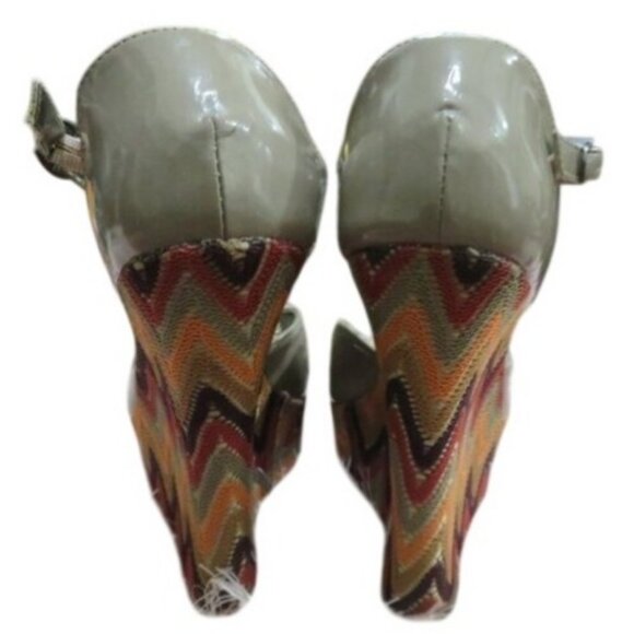 STEVE MADDEN Boho Patent Platform Ankle Strap Wedge Heels Peep Toe Sandals - Picture 4 of 16